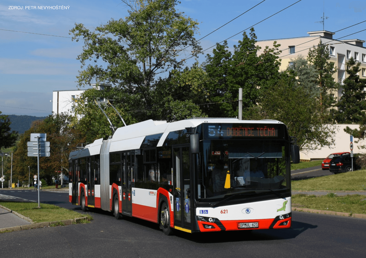 Dopravní podnik ušetří 100 milionů na trolejbusech